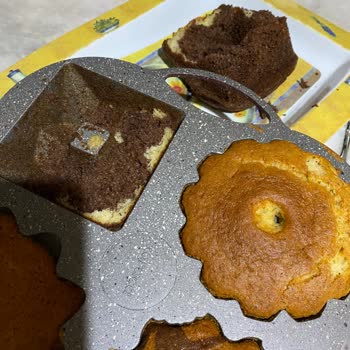 Karaca Züccaciye Karaca Kalıptan Çıkmayan Cake Pro 4'lü Döküm Kek Kalıbı