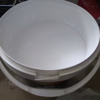 Gedik Boya'dan Aldığım 20 Kg'lık Boya Yarısı Boştu