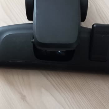 18 Gün Önce Alınan Samsung VC07R302MVP Nin Başlığının Kırılması