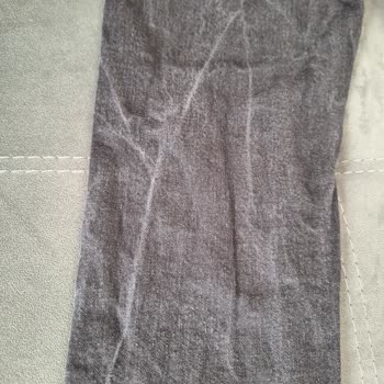 Loft Siyah Jean Pantolonda Boya Atması