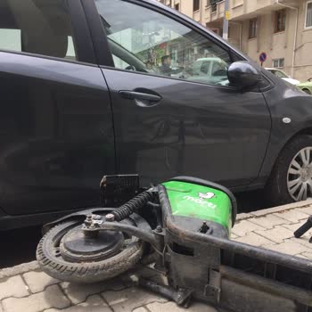 Martı Aracıma Zarar Verdi