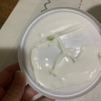 BİM Dost Yoğurt Küflü Çıktı