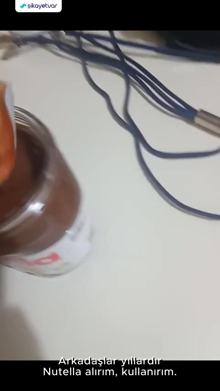 Yarım Kavanoz Nutella İçerisinden Yenilmiş videonun kapak resmi