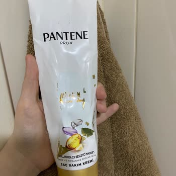 Pantene Saç Kremi Ambalajının Dökülmesi