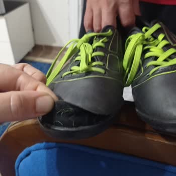 Yalı Spor'dan Aldığım Lotto Marka Halısaha Ayakkabının Açılması...