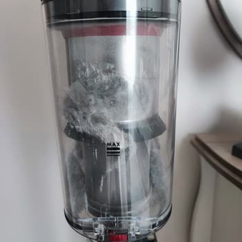 Dyson V15 Toz Haznesi Problemi