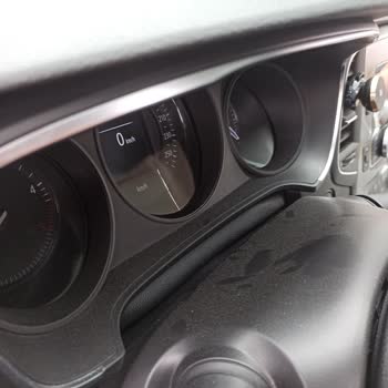 Renault Megane 4 Touch Paket 2018 Gösterge Paneli Camı Çatladı