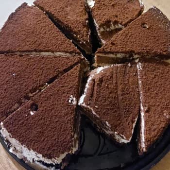 File Market Tiramisu Pastası Yüzünden Misafirlerimize Rezil Olduk