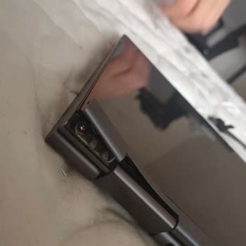 Lenovo Bilgisayar Lenovo Yoga 7 Menteşe Kırıldı