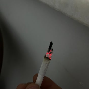 Parliament Night Blue Sigara Hataları