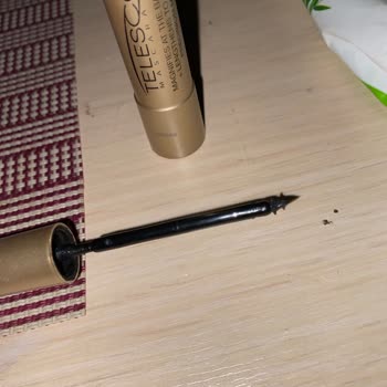 Loreal Telescopic Maskara Fırçası Kutuya Girerken Yamuluyor Ve Koptu