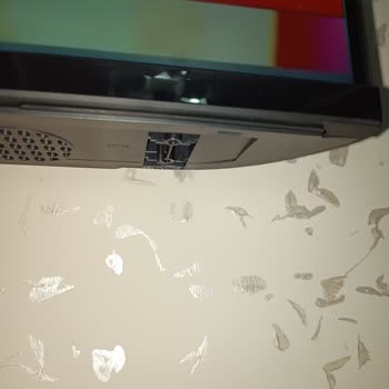 Sıfır Dijitsu TV Arka Paneli Takılmamış