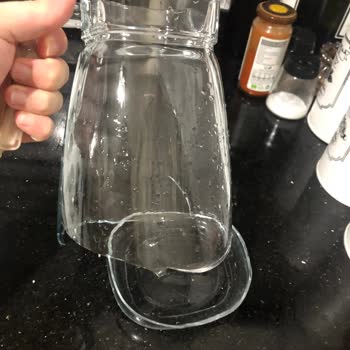 Paşabahçe Cam Sürahi Patladı