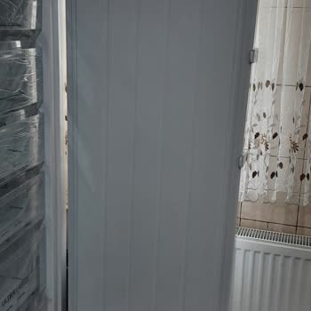 Uğur Soğutma Dondurucu Ürününde Çivi Delikleri