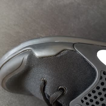 Engnspor Sorumsuzluğu ve Ayakkabının Orijinal Olmaması