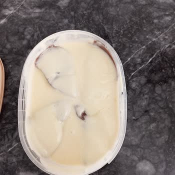 BİM Sayley Çikolata Bozuk Çıktı