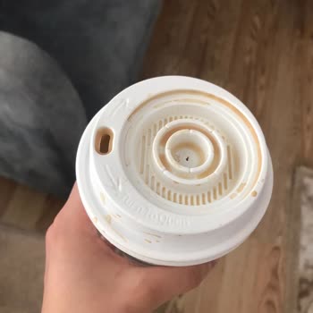 Starbucks Coffee Diyarbakır Ceylan AVM Şubesi Devamlı Hatalı Ürün Hazırlıyor