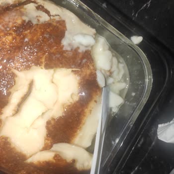 BİM Osmanoğlu Kazandibi Tatlısı Bozuk