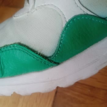 FLO Nike Air Max SC Yeşil Ayakkabı Boya Akması