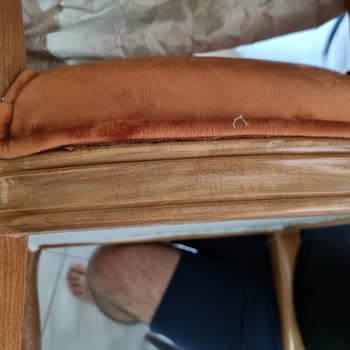 Flora Ham Ahşap Mersin Mobilya Üreticisi Kusurlu Ürün Gönderdi