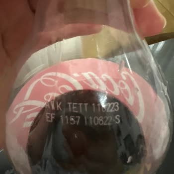 Coca-Cola'nın Tarihi Geçmiş Ürünleri Halen Piyasada!