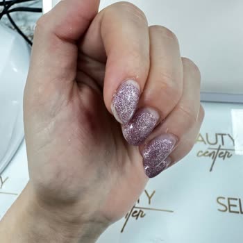 Selin Beauty Center Güzellik Merkezi Çanakkale Oje Kalitesizliği Ve Üslup