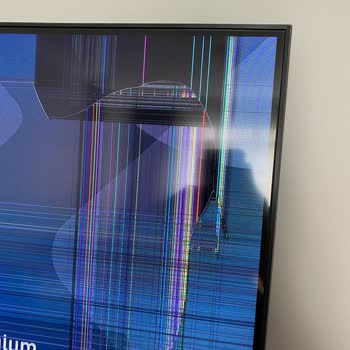 Vatan Bilgisayar Paketleme Hatasından Dolayı Kırık Olan Televizyonun Geri Alınmaması