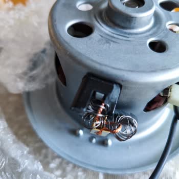 Popüler Ev Aletleri Dyson Süpürge Motoru Hasarlı Geldi