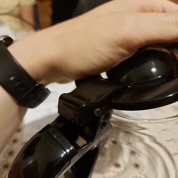 Vestel Retro Filtre Kahve Makinesi Karaf Kapağı Kırık Geldi