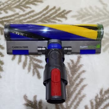 Dyson V15 Süpürge De Lazer Başlığında Açma Kapama Düğmesi Yok