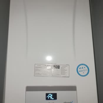 ECA. Phoenix Hermetik Şofben İlk Günden İtibaren Hata Veriyor.