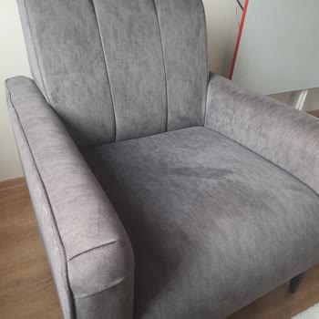 En Pahalı Koltuğun Kumaş Kalitesizliği Ve İzmir Alfemo'nun İlgisizliği