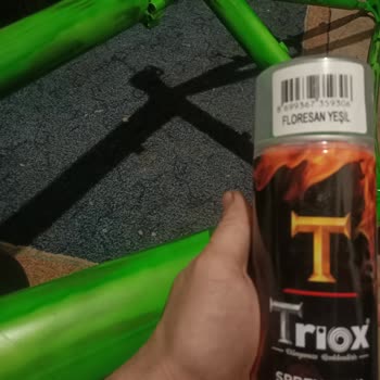 Triox Floresan Yeşil Sprey Boyanın Kurumaması Sertleşmemesi Kapatmaması