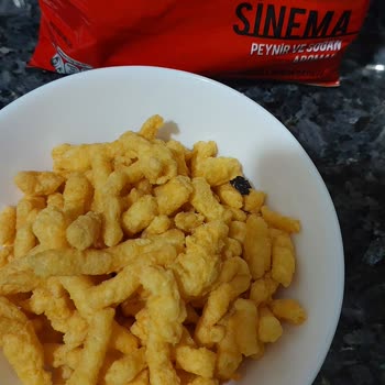 Çerezza Cips Paketinden Siyah Yabancı Maddeler Çıktı