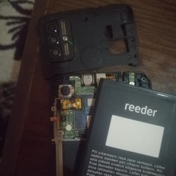 Reeder Çarşıdan Aldım 3 Tane Eve Geldim 1 Tane