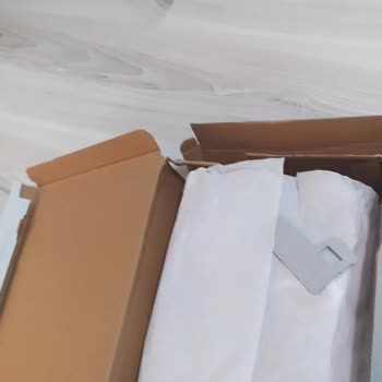 Özensiz Paketleme Adidas...