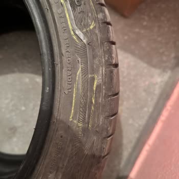 Milestone Aldığım 4 Lastiğin 3'ünün Arızalı Çıkması