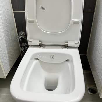 Vitra Klozet İçi Kararma