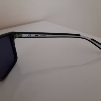 Fila Güneş Gözlüğü Çerçevesi Dökülüyor