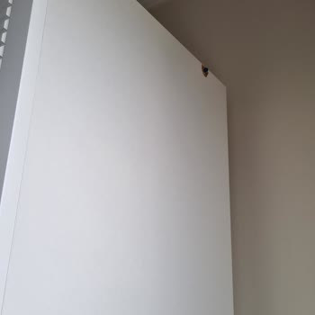 Koçtaş Hasarlı Gardırobun Parçalarını Hala Göndermiyor