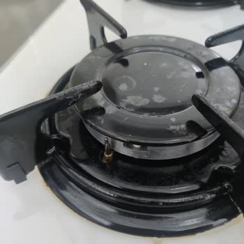 Kumtel Ankastre Mutfak Seti Boya Atması