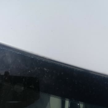 Hatası Boyasız Toyota Avensis Aracımın Boyası Dökülüyor