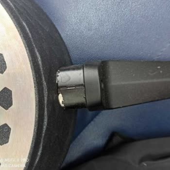 Karaca Züccaciye Karaca Bio Diamond Tencere Seti Sapları Soyuluyor