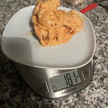 Bravo Patisserie Saygısız Bravo Çalışanları Ve Eksik Ürün