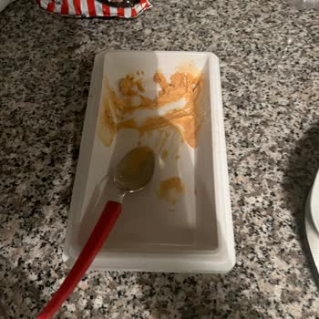 Bravo Patisserie Saygısız Bravo Çalışanları Ve Eksik Ürün