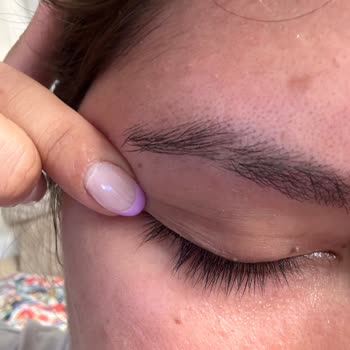 Golden Rose Kirpik Kıvırıcısı Kirpiklerimi Kesti