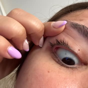 Golden Rose Kirpik Kıvırıcısı Kirpiklerimi Kesti