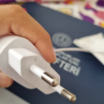 Samsung Orijinal Süper Hızlı Şarj Aleti Çalışmıyor