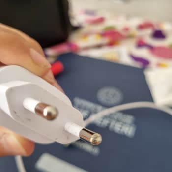 Samsung Orijinal Süper Hızlı Şarj Aleti Çalışmıyor