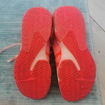 Sportinn Çiftinin Farklı Numara Gelmesi Nedeni İle Ayakkabı Değişimi